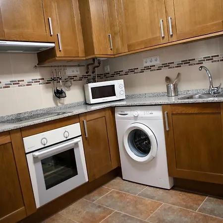 El Balcon De Roda Apartament