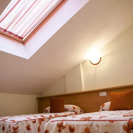 El Balcon De Roda Apartament