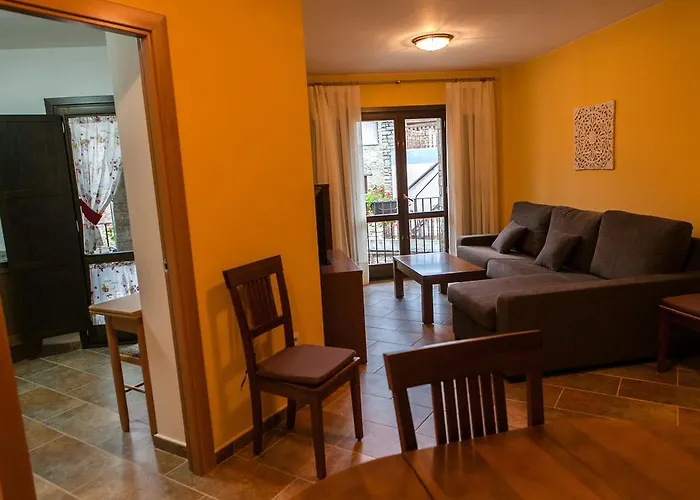 El Balcon De Roda Lägenhet Roda de Isábena